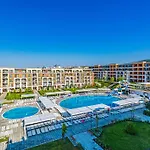 Premier Luxury Apartment *