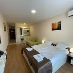 Апартаменты Premier Luxury *