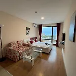 Premier Luxury Апартаменты *