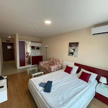 Premier Luxury Свети-Влас