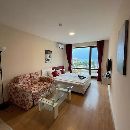 Premier Luxury Апартаменты *